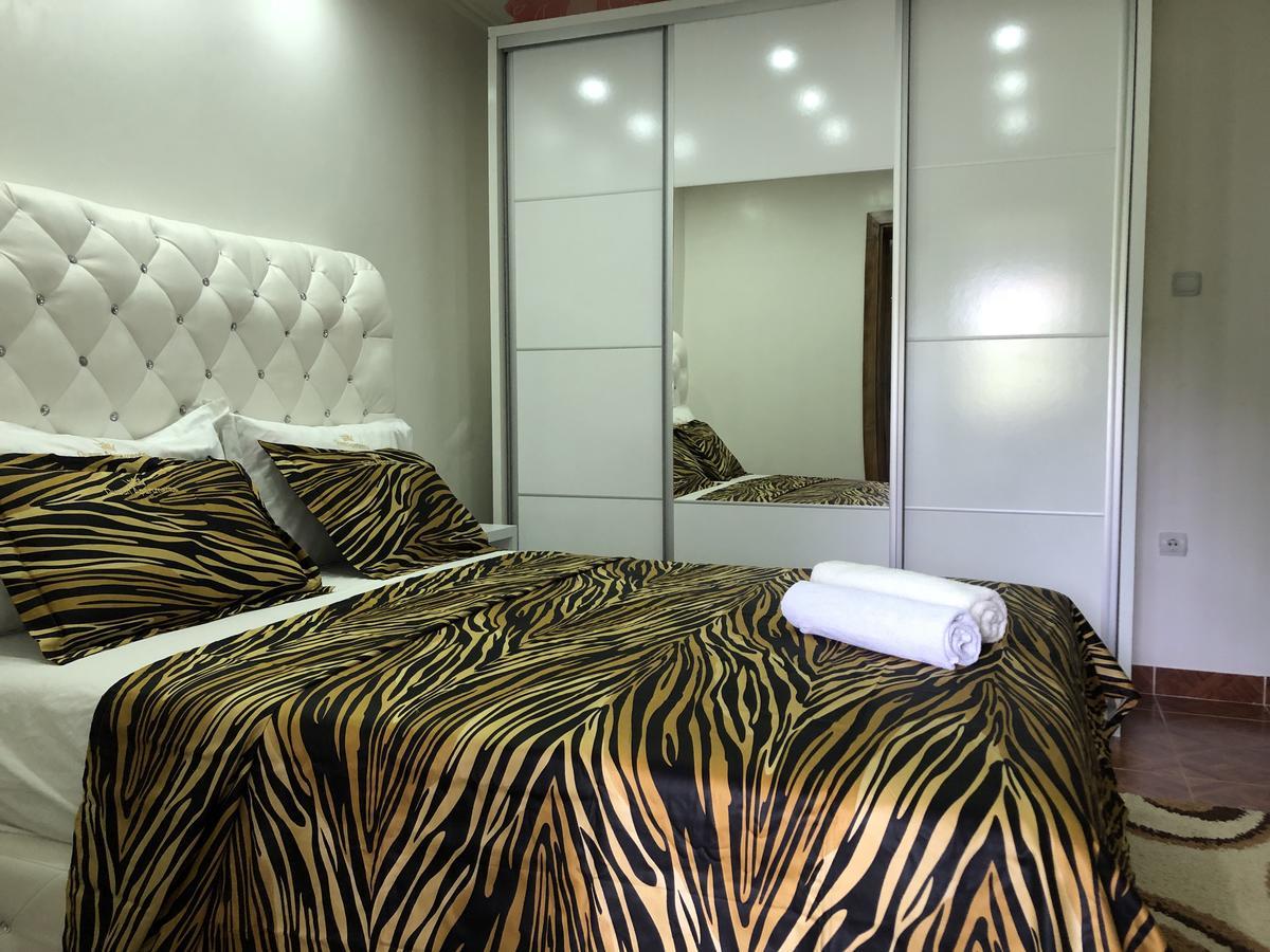 Queen Kodre Apartments Улцинь Екстер'єр фото